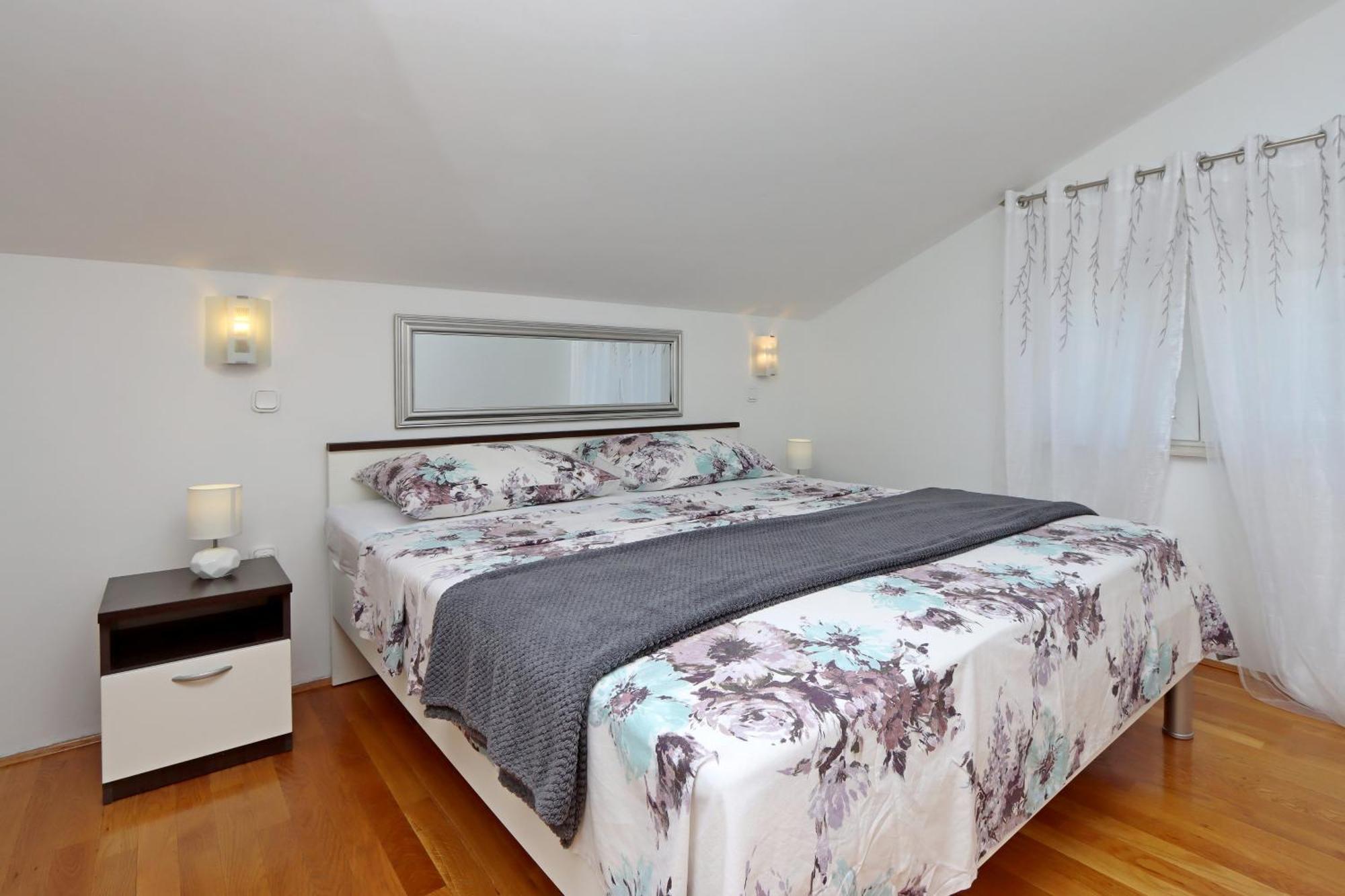 Seaside Apartments With A Swimming Pool Pag - 6412 Pag Town Εξωτερικό φωτογραφία