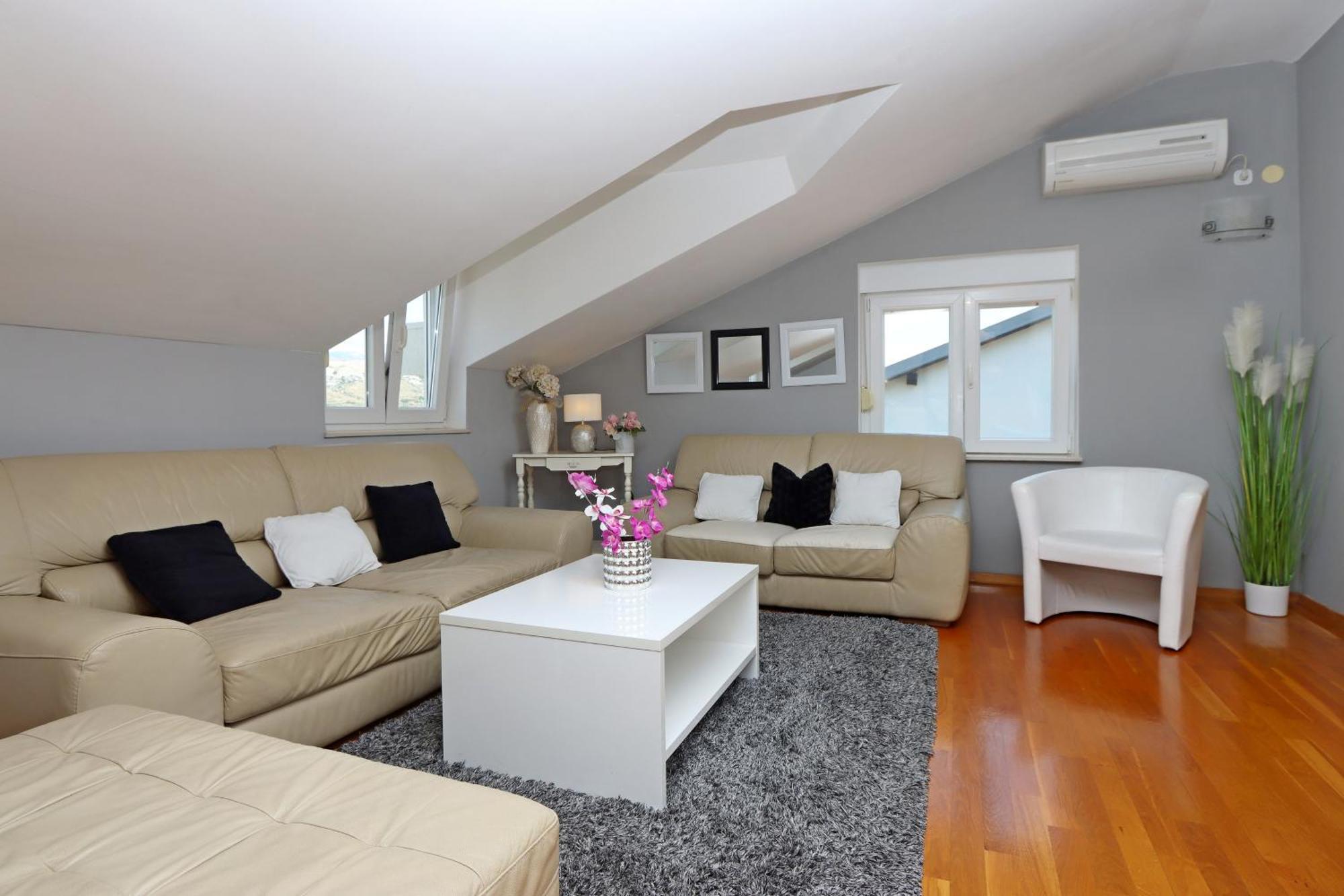 Seaside Apartments With A Swimming Pool Pag - 6412 Pag Town Εξωτερικό φωτογραφία
