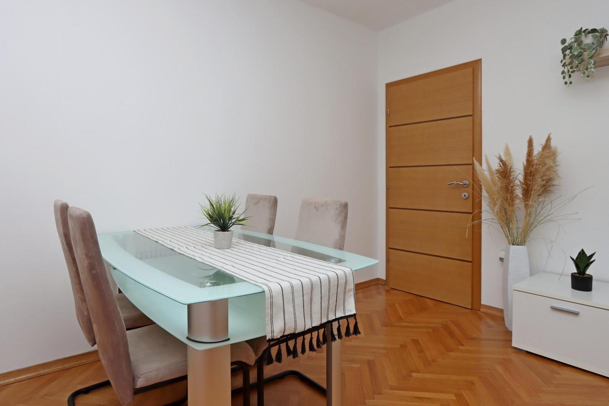 Seaside Apartments With A Swimming Pool Pag - 6412 Pag Town Δωμάτιο φωτογραφία