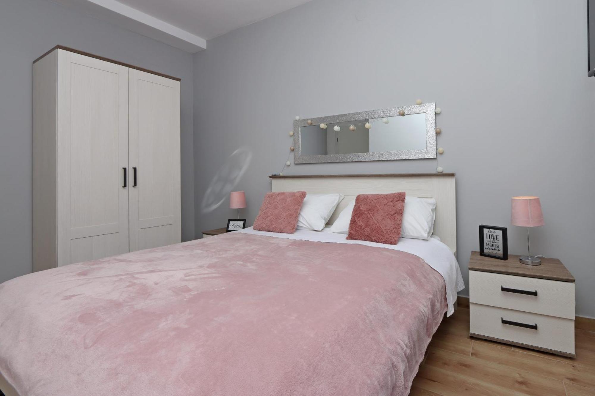 Seaside Apartments With A Swimming Pool Pag - 6412 Pag Town Δωμάτιο φωτογραφία