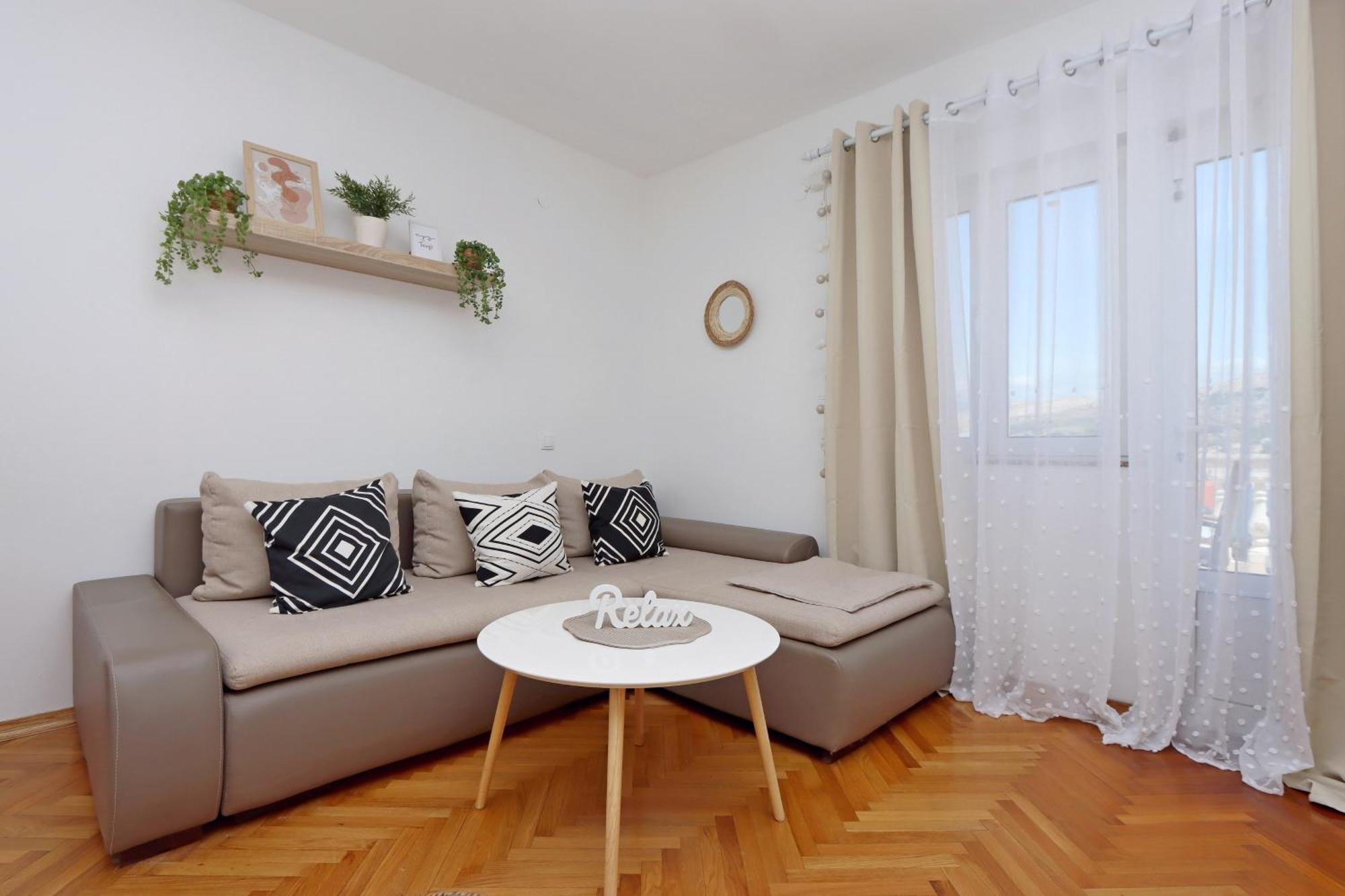 Seaside Apartments With A Swimming Pool Pag - 6412 Pag Town Δωμάτιο φωτογραφία