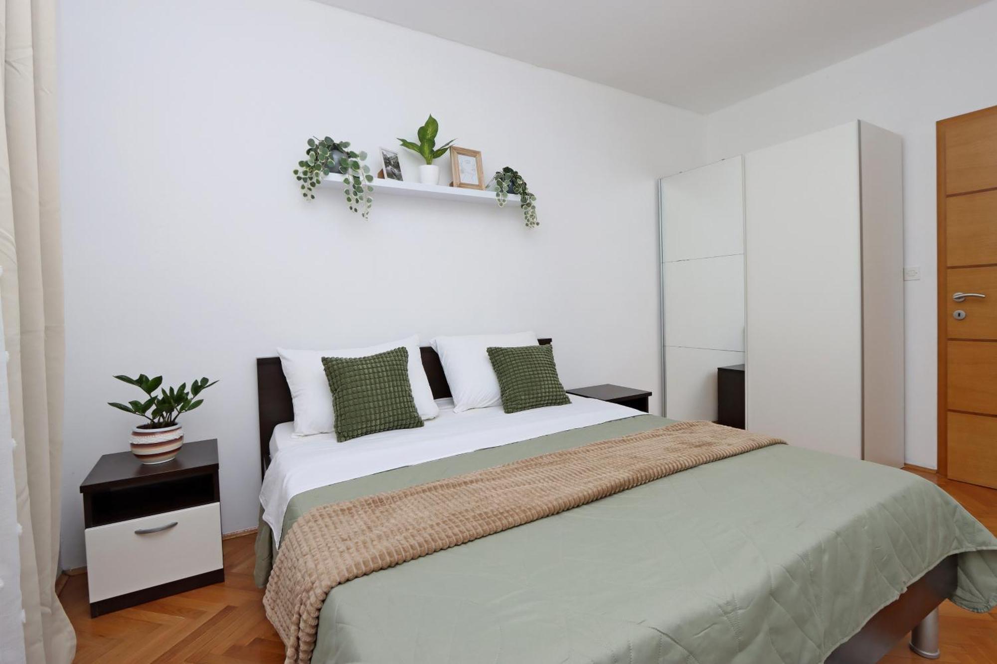 Seaside Apartments With A Swimming Pool Pag - 6412 Pag Town Δωμάτιο φωτογραφία