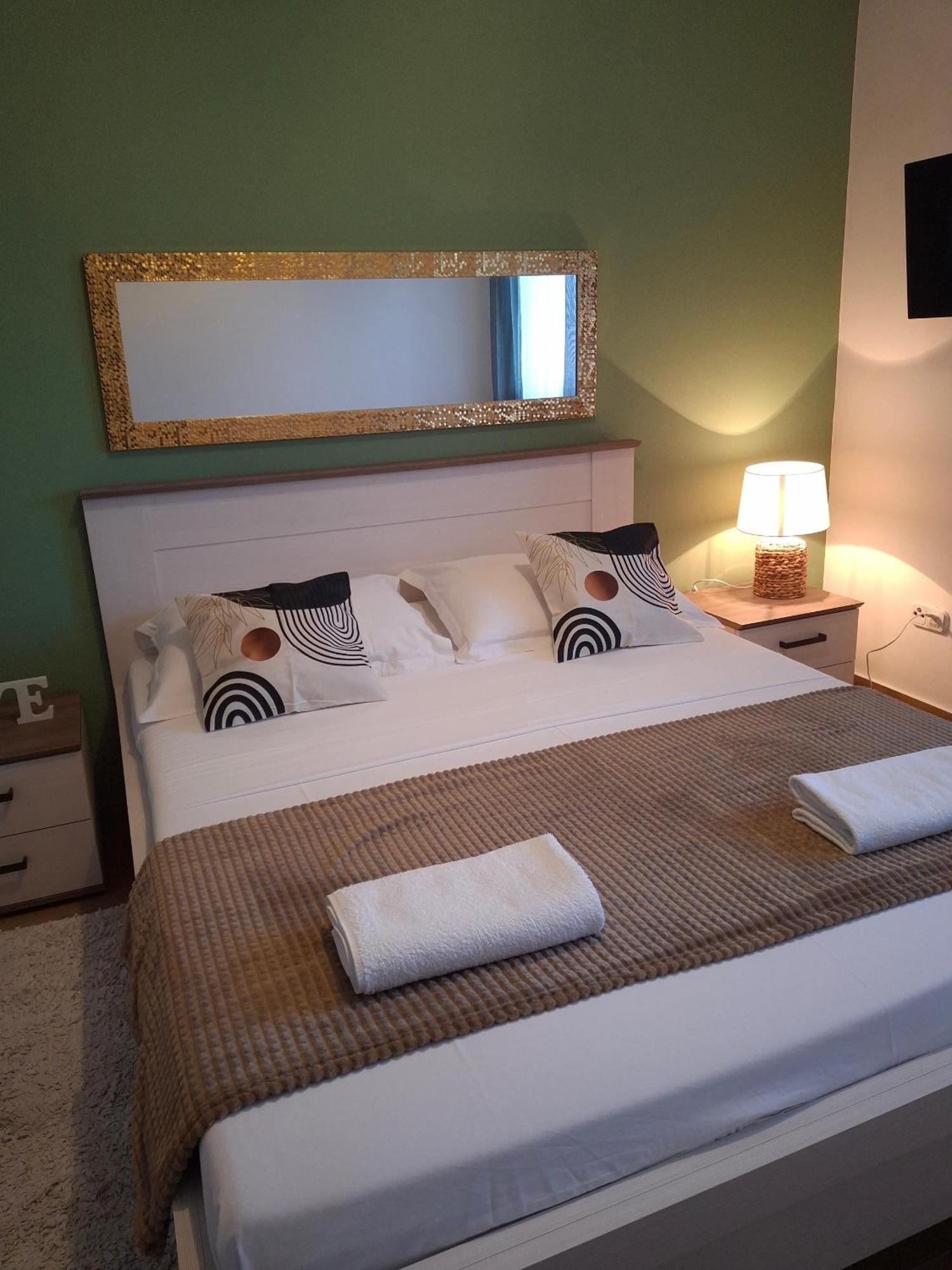 Seaside Apartments With A Swimming Pool Pag - 6412 Pag Town Δωμάτιο φωτογραφία